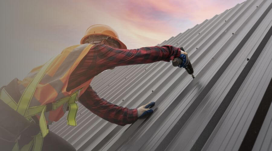 Professional gutter cleaning in Ludlow, MA